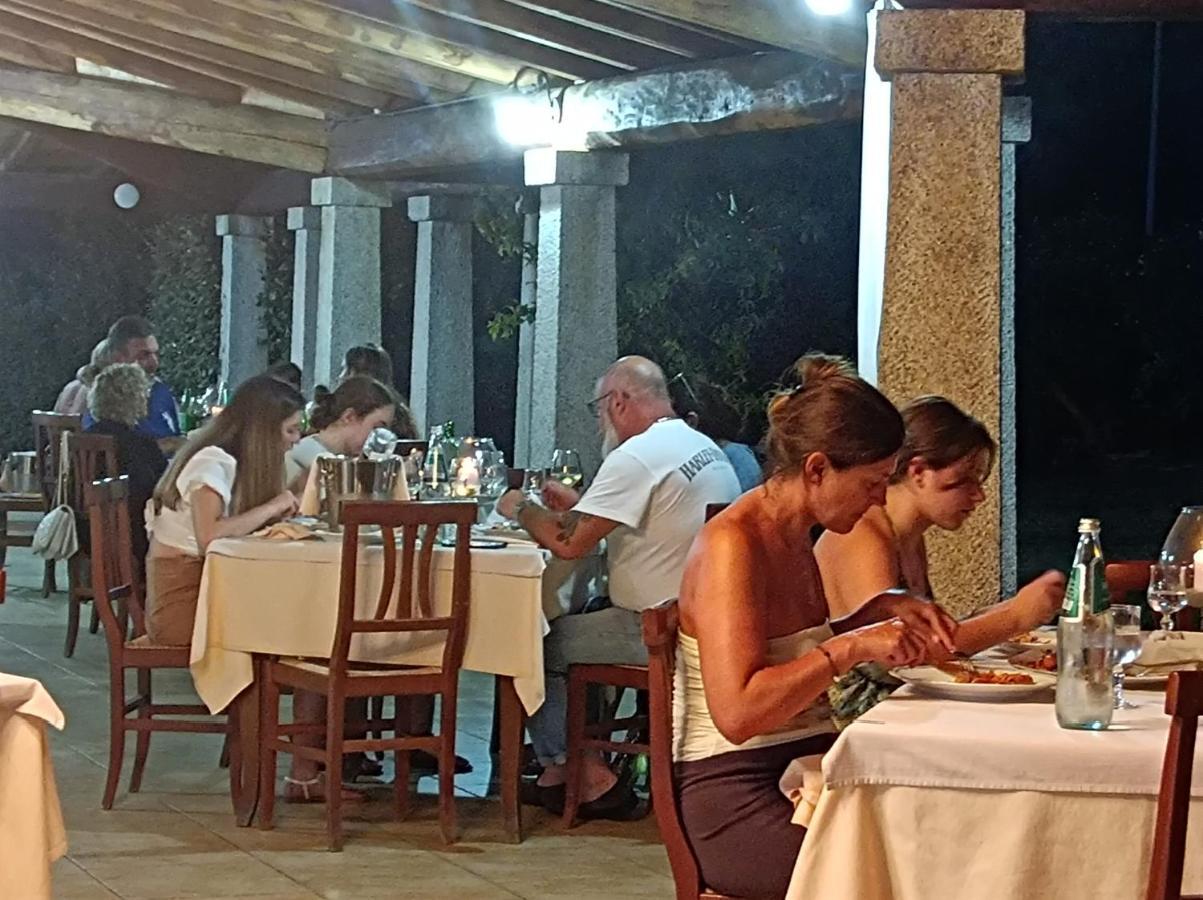 Hotel Lu Baroni Budoni Exterior foto